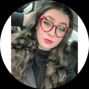 Meet your Posher, Brittney